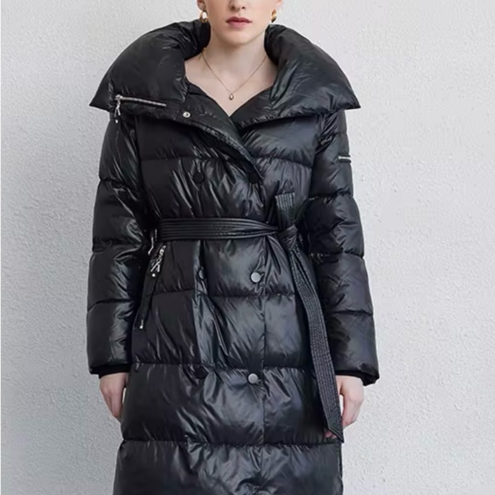 Elegant Black Belted Puffer Coat